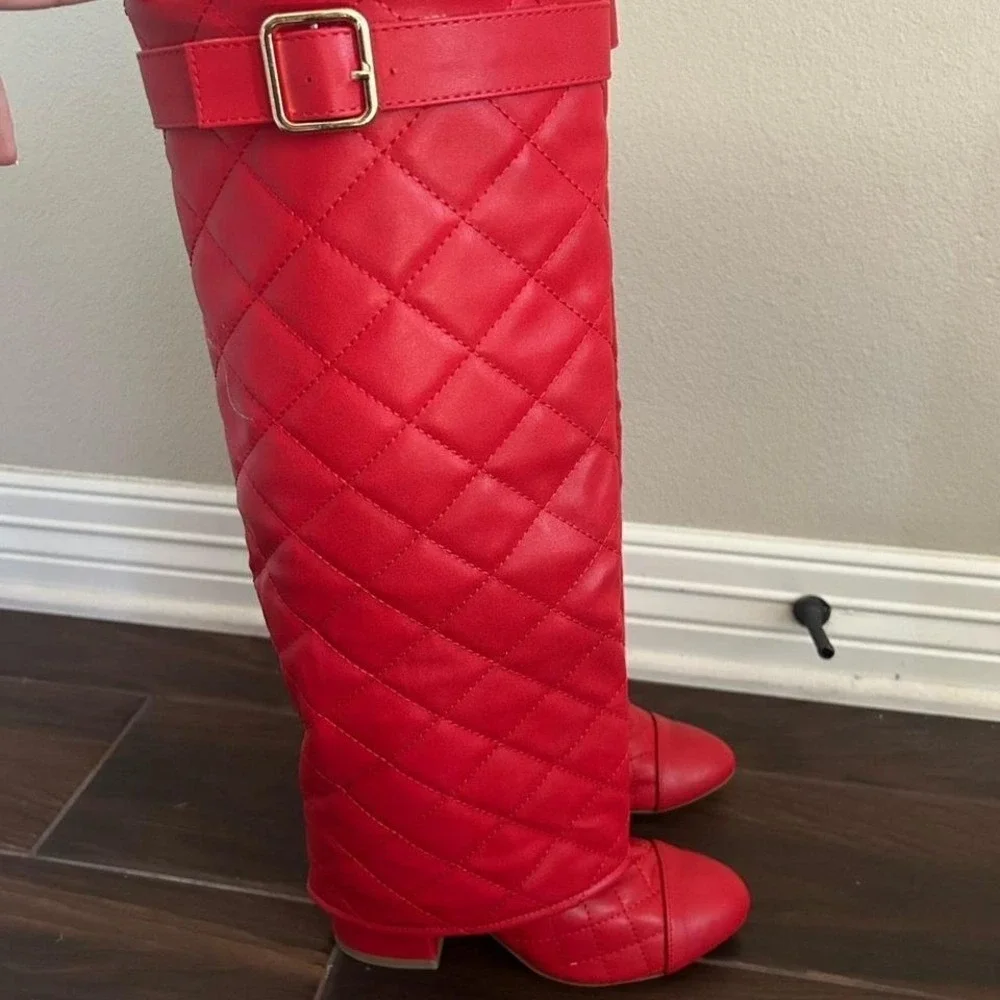 Red knee-high boots with buckle #kneehighboots Size 6‎ NEW